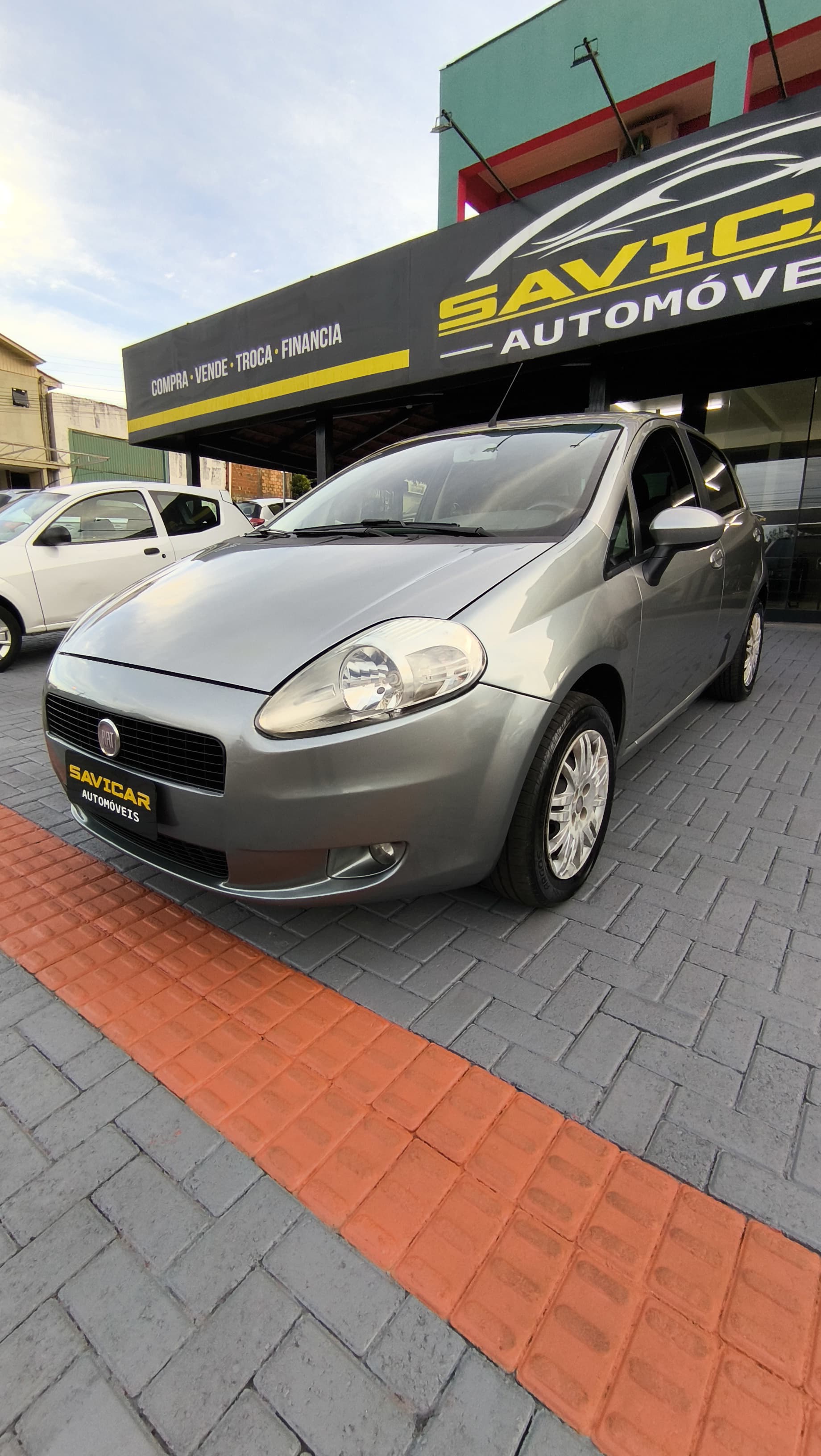 PUNTO HLX HATCH 